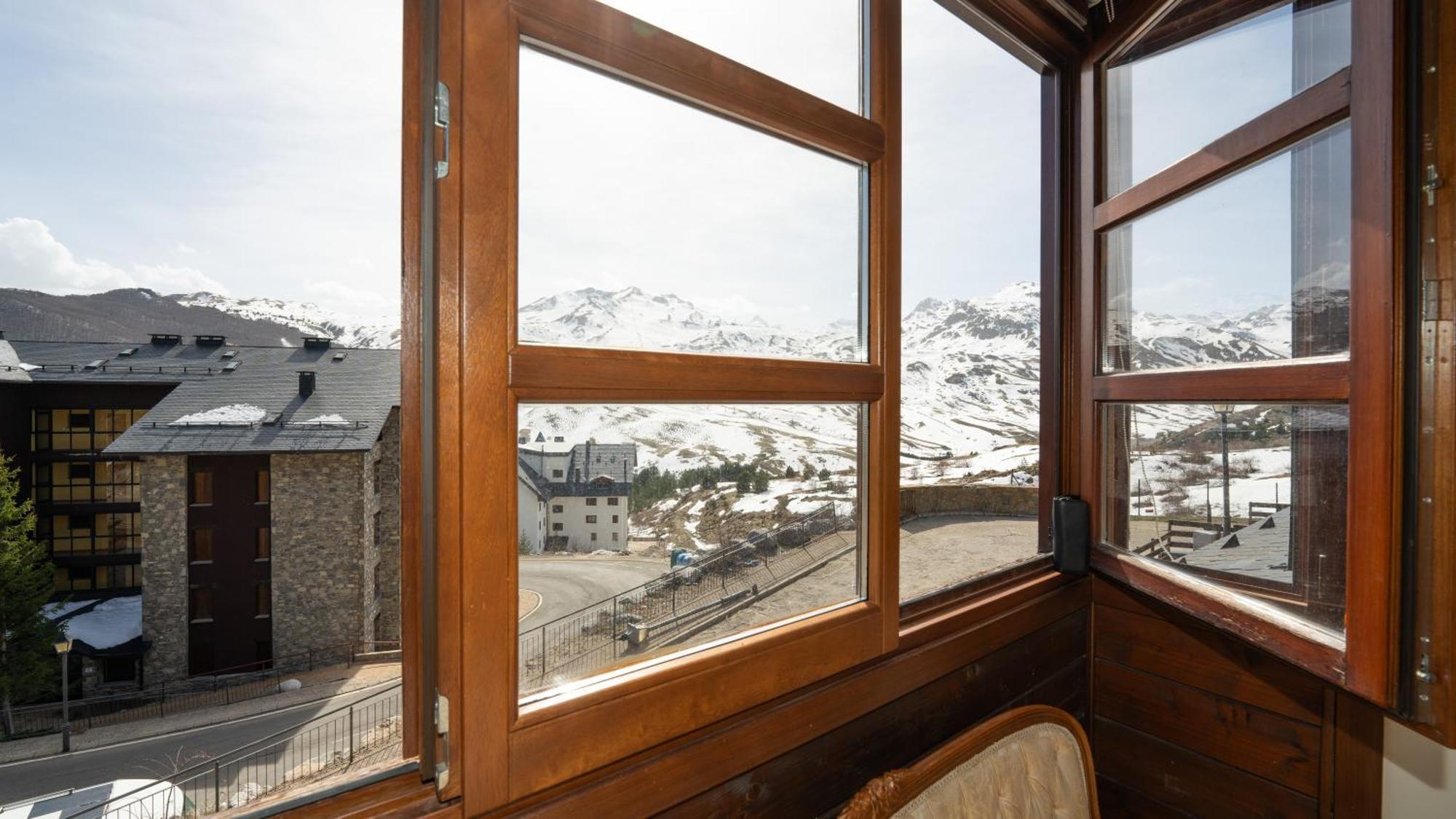 Apartamentos Formigal Eksteriør bilde